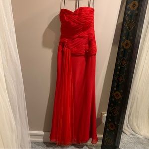 Gorgeous Red Formal Gown - Vera Wang size 2